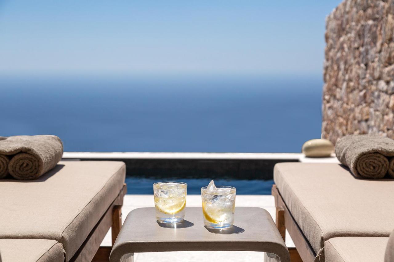 Santorini Sky, Luxury Resort Pyrgos Kallistis Bagian luar foto
